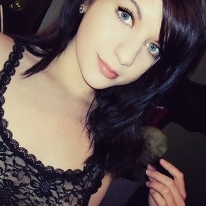 Meet your Posher, Catie